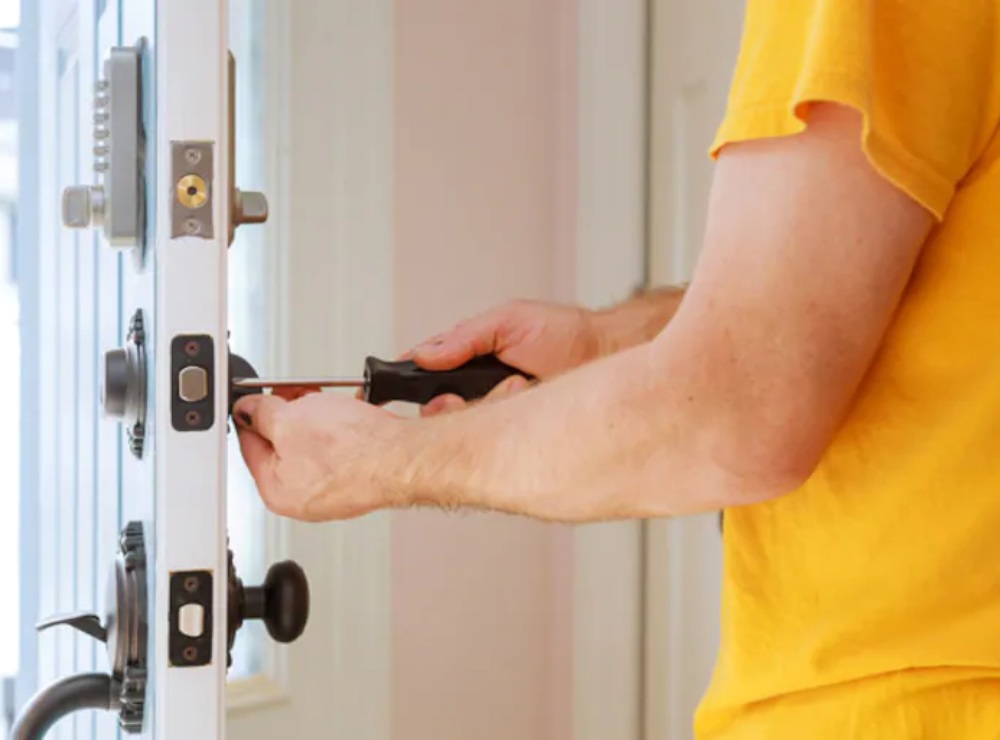 qualified commercial locksmith waterloo