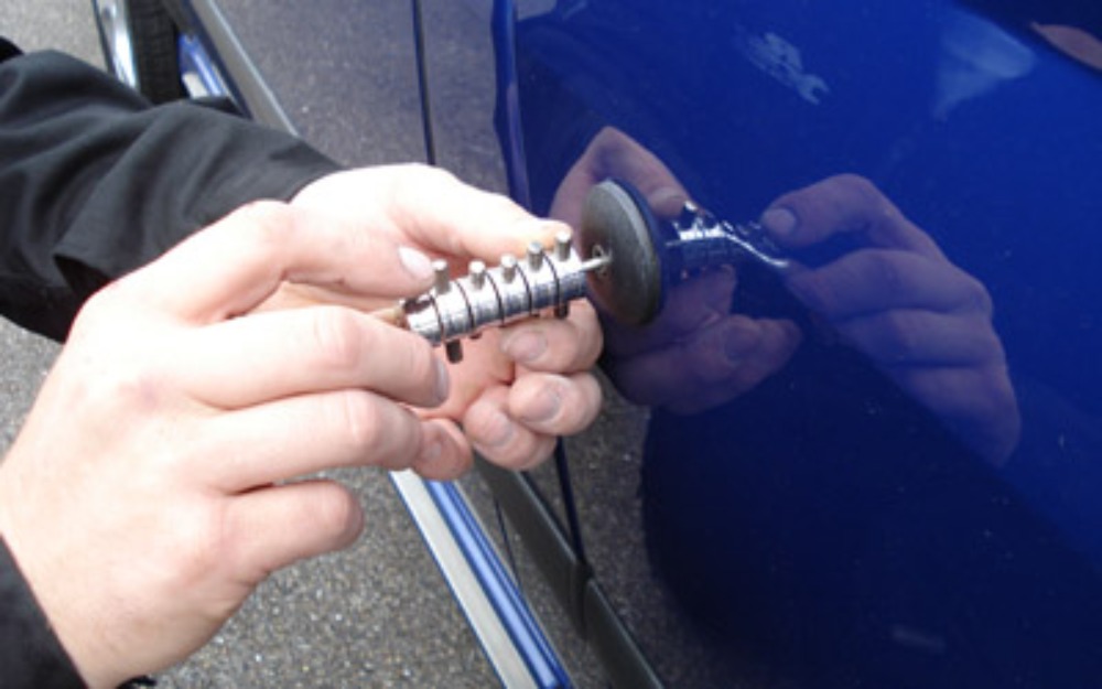 reliable car key replacement kitchener